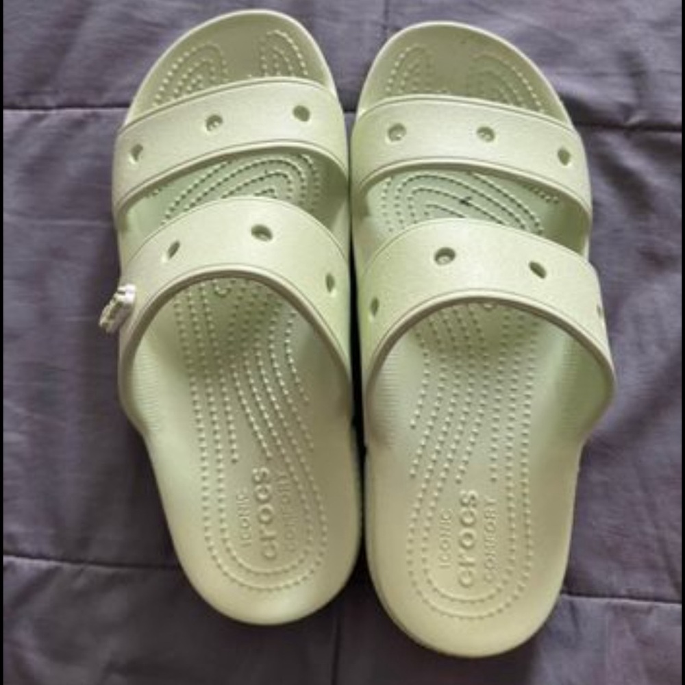 Crocs 8